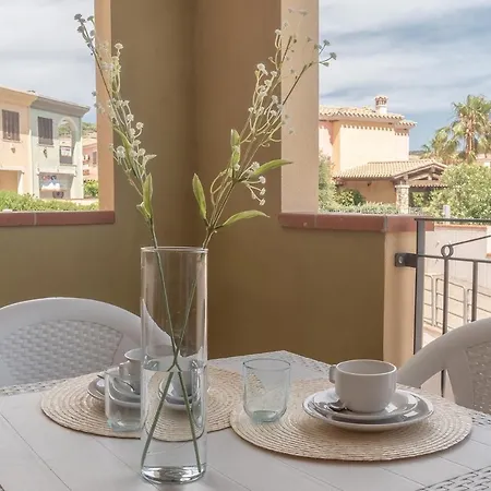 Isa-residence With Swimming-pool In Villasimius, With Air Conditioning And Private Outdoor Space *