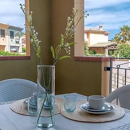 Isa-residence: Poolside Retreat With Private Outdoor Spaces 3* Villasimius