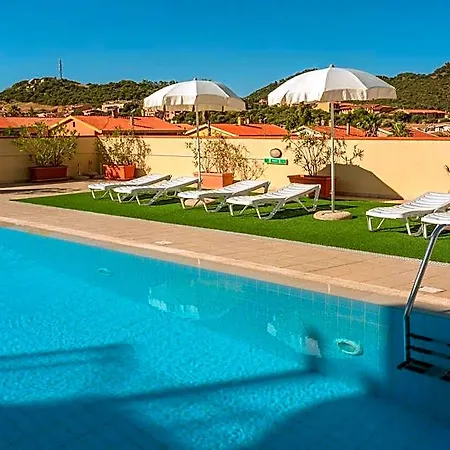 Aparthotel Isa-residence: Poolside Retreat With Private Outdoor Spaces